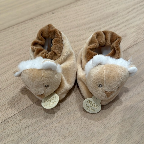 New Doudou new born slippers - Picture 1 of 2